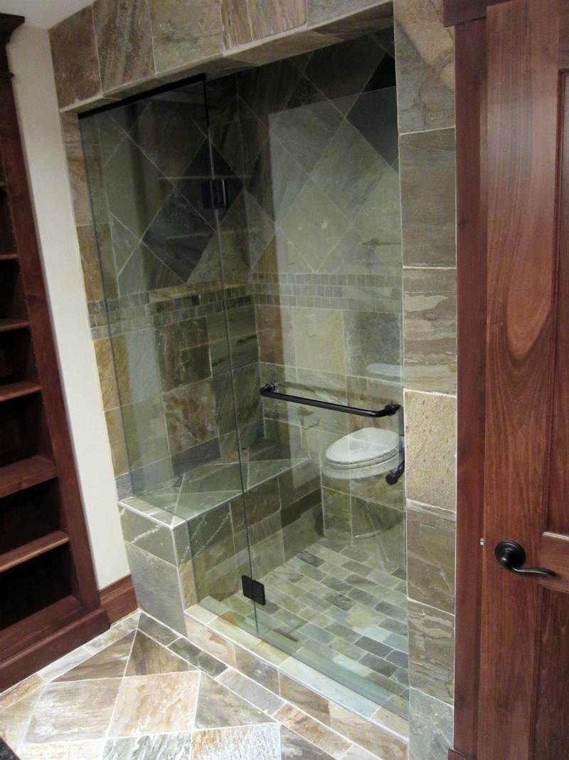 Frameless_steam_shower