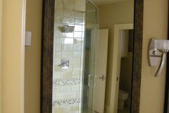 framed-mirror-bathroom