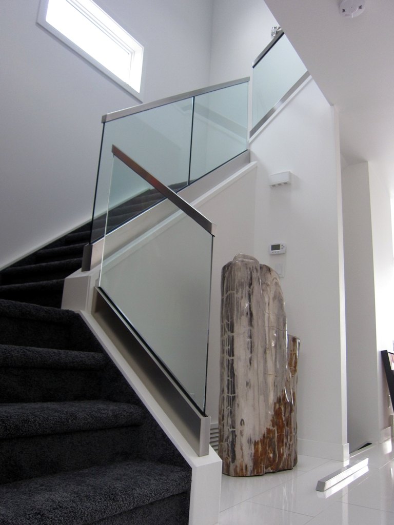 Glass railing 30