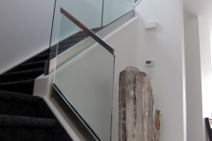Glass railing 30