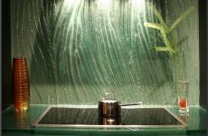 Sweep-Pattern-natural-Green-Glass-over-inch-and-a-half-stucco-with-flat-polished-edges
