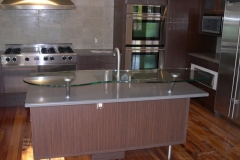 Glass_Countertops__raised_EatingBar_1