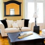One Great Reason Glass and Mirrors are so Popular Right Now