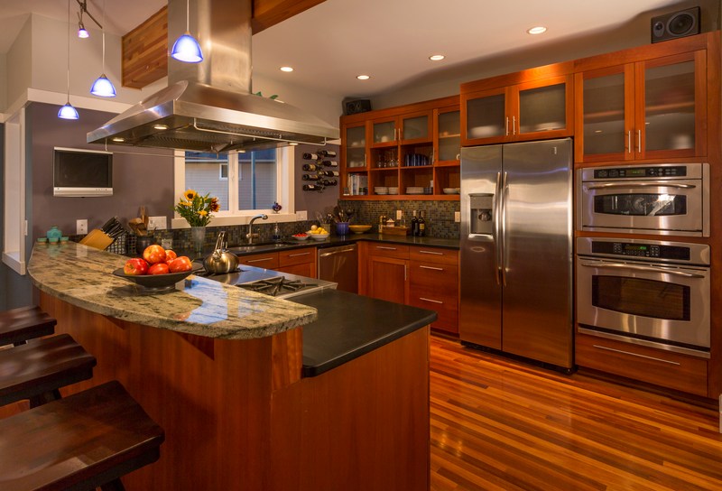 Enhance Your Kitchen with Glass Countertops - House of Mirrors - Mirrors and Glass Calgary
