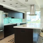 Seamless Glass Backsplashes