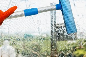 Best Glass Cleaning Strategies and Cleaners - House of Mirrors - Mirrors and Glass Calgary - Featured Image